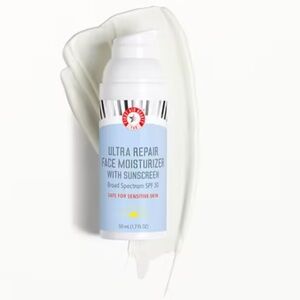 Ultra Repair Face Moisturizer with Sunscreen Broad Spectrum SPF 30
